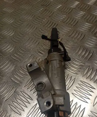 Volkswagen Polo IV 9N3 Ignition lock 4B0905851C