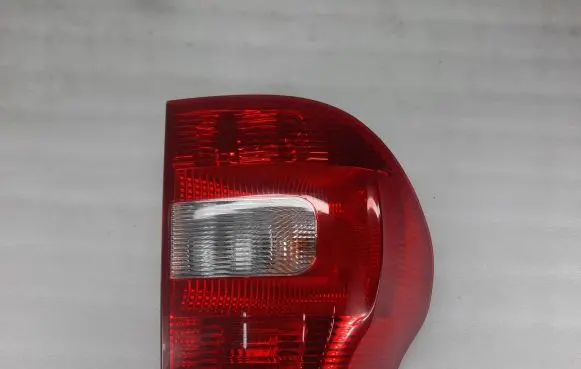 Skoda Yeti (5L) Rear/tail lights 5L0945095