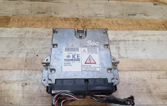 Nissan Almera Tino Engine control unit/module 2758003231