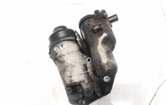 Volvo V70 Oil filter cover 6740273266