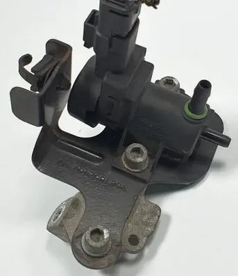 Land Rover Freelander 2 - LR2 Valve vacuum 9681852480
