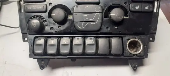 Volvo XC70 Air conditioner control unit module SN31501048