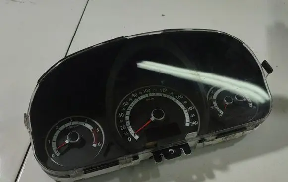 KIA Ceed Speedometer (instrument cluster) 940241H151