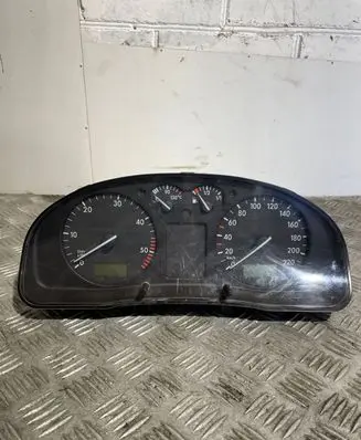 Volkswagen PASSAT B5 Speedometer (instrument cluster) 09051969906