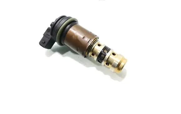 BMW 7 E65 E66 Camshaft vanos timing valve 1707323