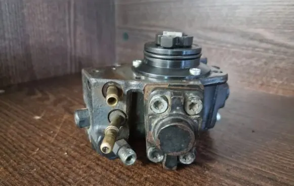 Fiat Fiorino Fuel injection high pressure pump 0445010266 55236707