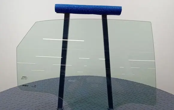 KIA Ceed Rear door window glass