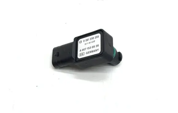 Mercedes-Benz GL X166 Air pressure sensor A0071530528 0261230259