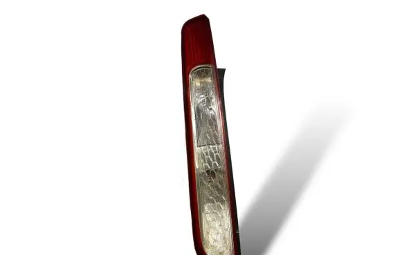 Ford Focus Rear/tail lights 8M5113405A 0374D