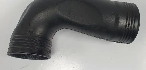 Volvo V70 Turbo air intake inlet pipe/hose 31338572