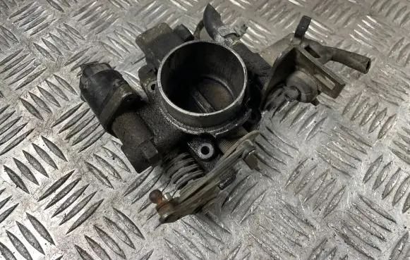 Opel Astra G Throttle valve 