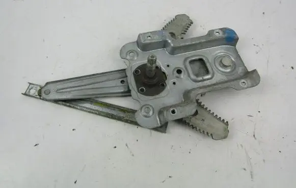 Nissan Micra Rear door manual window regulator