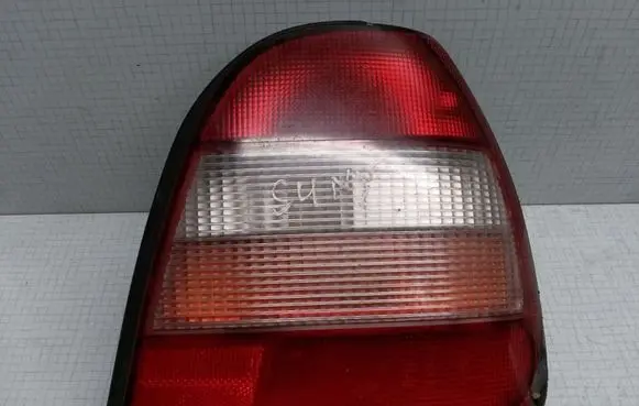 Nissan Sunny Rear/tail lights 22063324