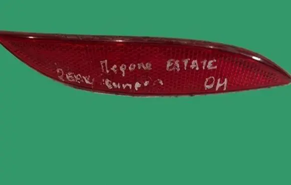 Renault Megane III Rear tail light reflector 265600004R