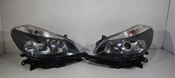 Renault Clio III Headlights/headlamps set 12879429378
