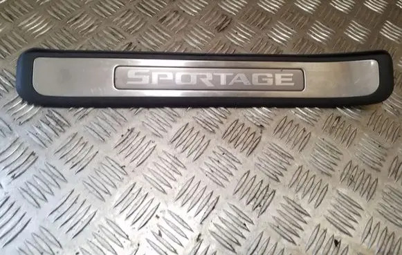 KIA Sportage Rear sill trim cover 858861F000