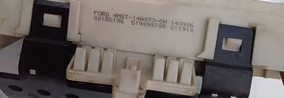 Ford Focus Fuse box set 97RA000001 A000280 308519099709