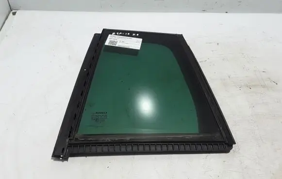 Renault Espace V (RFC) Rear vent window glass 822212467R