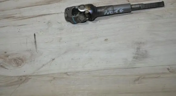 Nissan Note (E12) Steering column universal joint