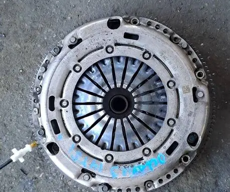 Skoda Octavia Mk3 (5E) Clutch set kit 04E141026D