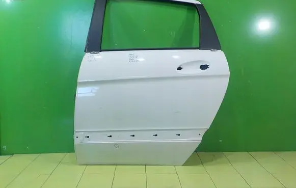 Mercedes-Benz B W245 Rear door LEWE