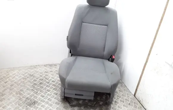 Front passenger seat