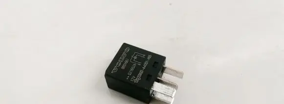 Volvo S80 Other relay 8651611