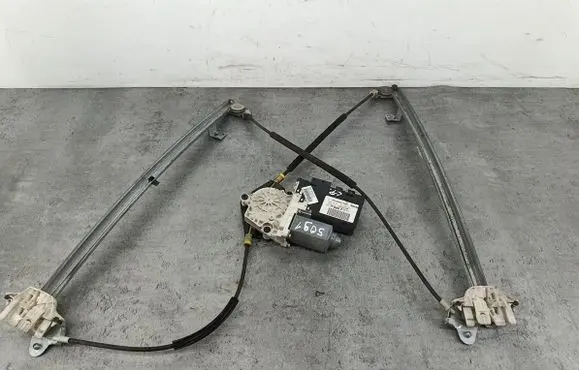 Citroen C8 Front door window regulator with motor 