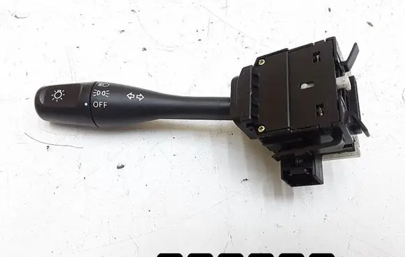 Mitsubishi Grandis Other switches/knobs/shifts 17D706