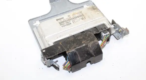 Toyota Yaris Engine control unit/module 896610D012