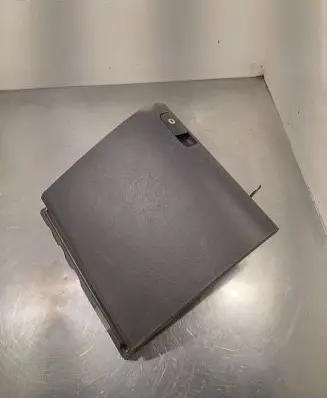 Glove box