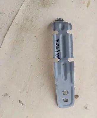 BMW X4 F26 Fender mounting bracket 7267336