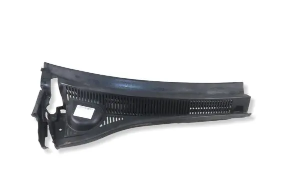 Suzuki SX4 Wiper trim 7233179J1R