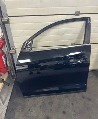 Hyundai Tucson TL Front door