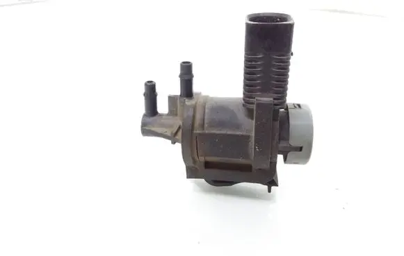 Vacuum valve