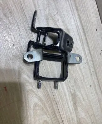 Nissan Juke II F16 Rear door hinge set 
