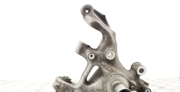 Rear wheel hub