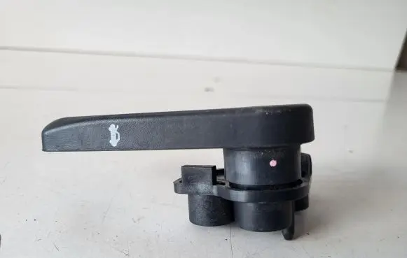 Hyundai Santa Fe Engine bonnet (hood) release handle
