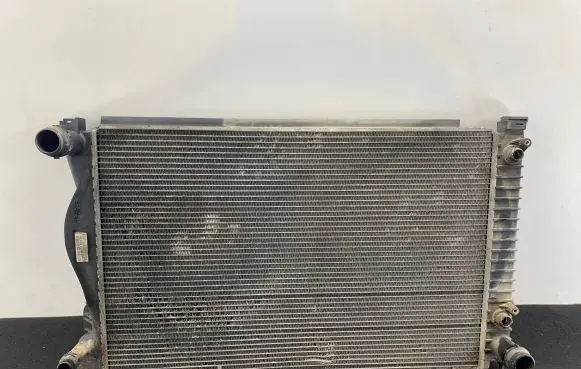 Audi A6 S6 C6 4F Coolant radiator 4F0121251M