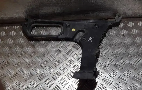 Audi Q7 4L Bumper support mounting bracket corner 4L0807453A