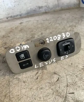 Lexus ES 250 - 300 - 330 A set of switches 