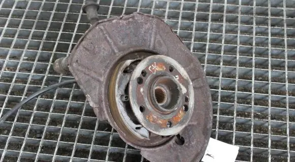 Mercedes-Benz S W220 Rear wheel hub