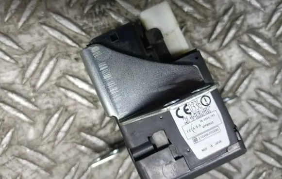 Toyota Corolla Verso AR10 Ignition lock