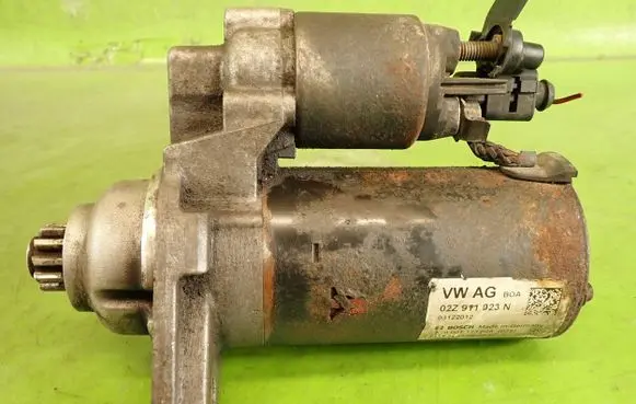 Skoda Fabia Mk2 (5J) Starter motor