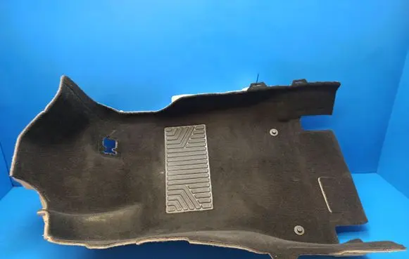 Mercedes-Benz E W212 Front floor carpet liner A2126803240 9G07 00009G07