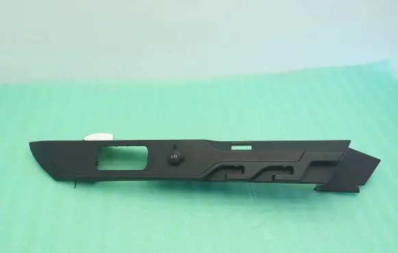 Jaguar F-Pace (D)pillar trim (top) HK8331012AC HK8331012A