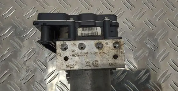 Toyota Avensis T270 ABS Pump 4454005120