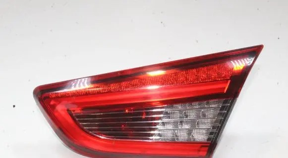 Maserati Ghibli Tailgate rear/tail lights 06700046630