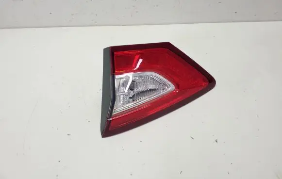 Ford Fusion II Tailgate rear/tail lights F00HTF405609F