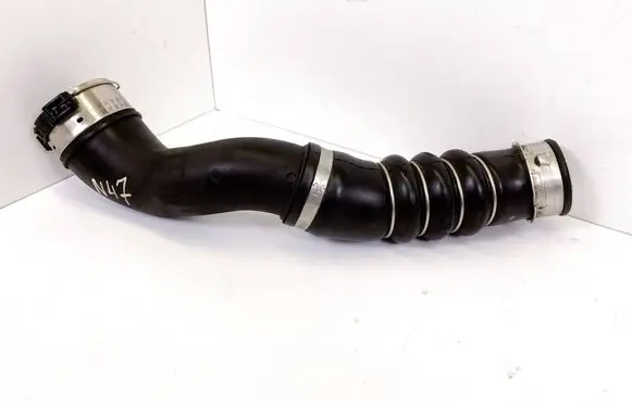 Intercooler hose/pipe